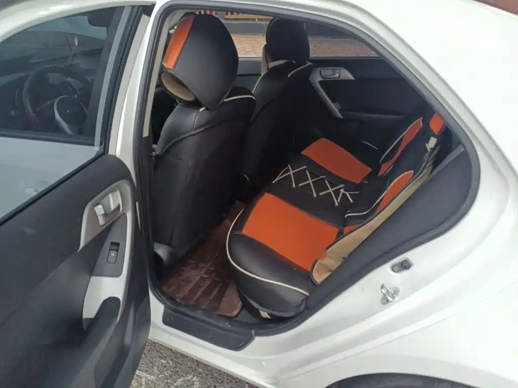 Kia Forte — миниатюра 15
