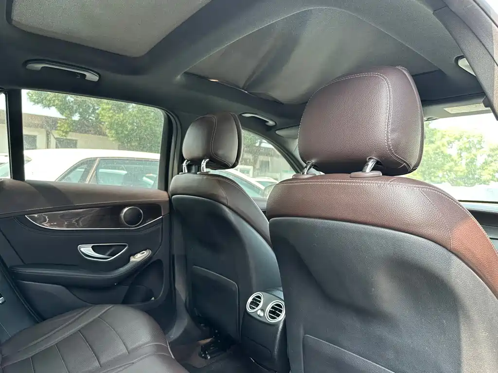 Mercedes-Benz GLC — миниатюра 13