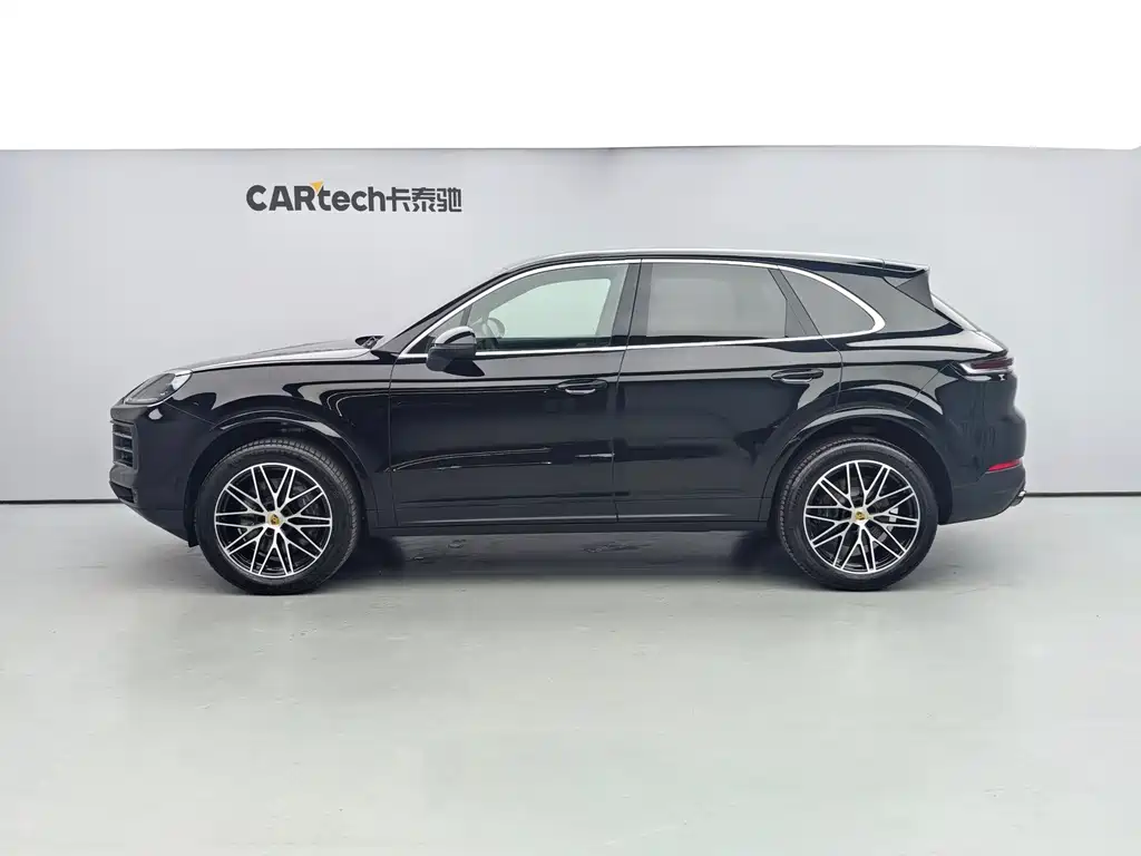 Porsche Cayenne — миниатюра 4