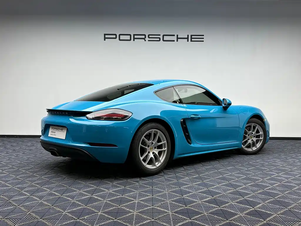 Porsche 718 2018 Cayman 2.0T
