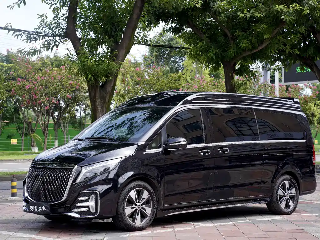 Mercedes-Benz V-Class