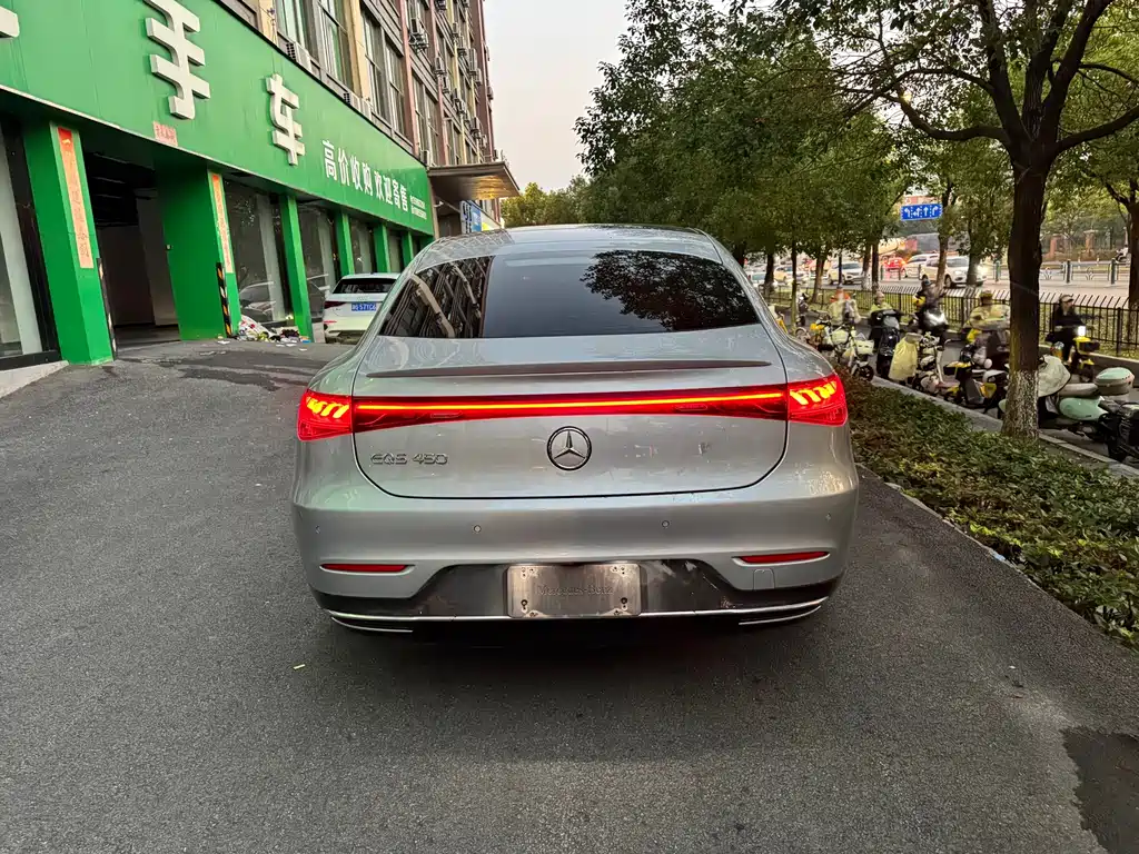 Mercedes-Benz EQS — миниатюра 12