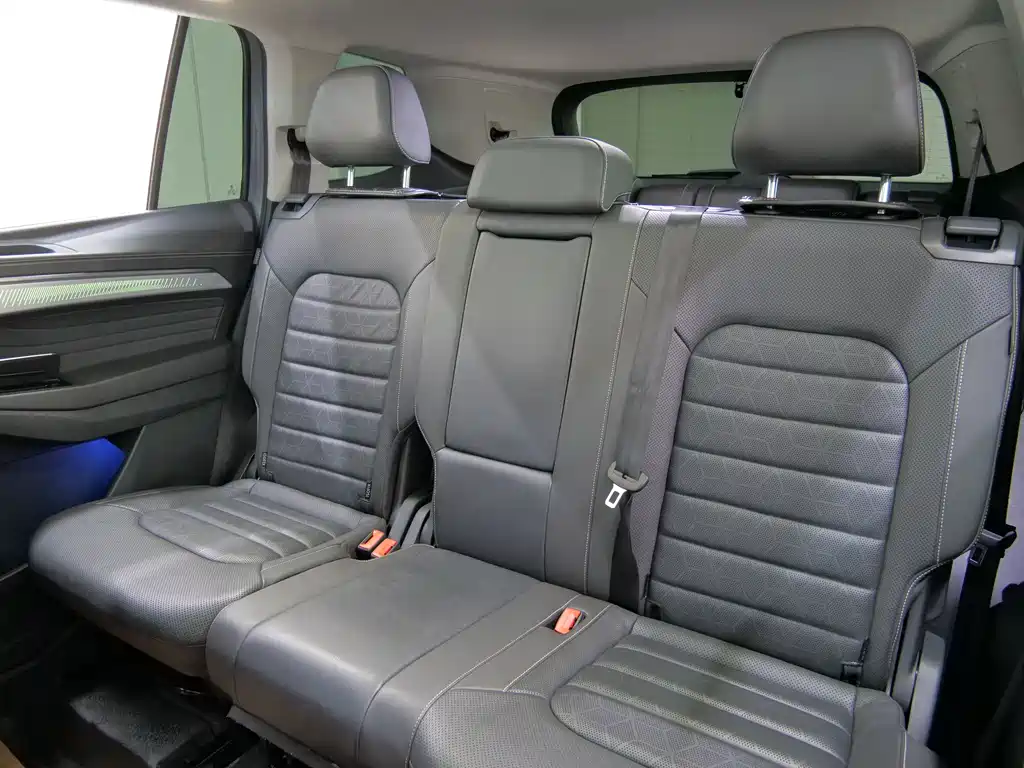 Volkswagen Viloran 2021 380TSI Luxury Pro