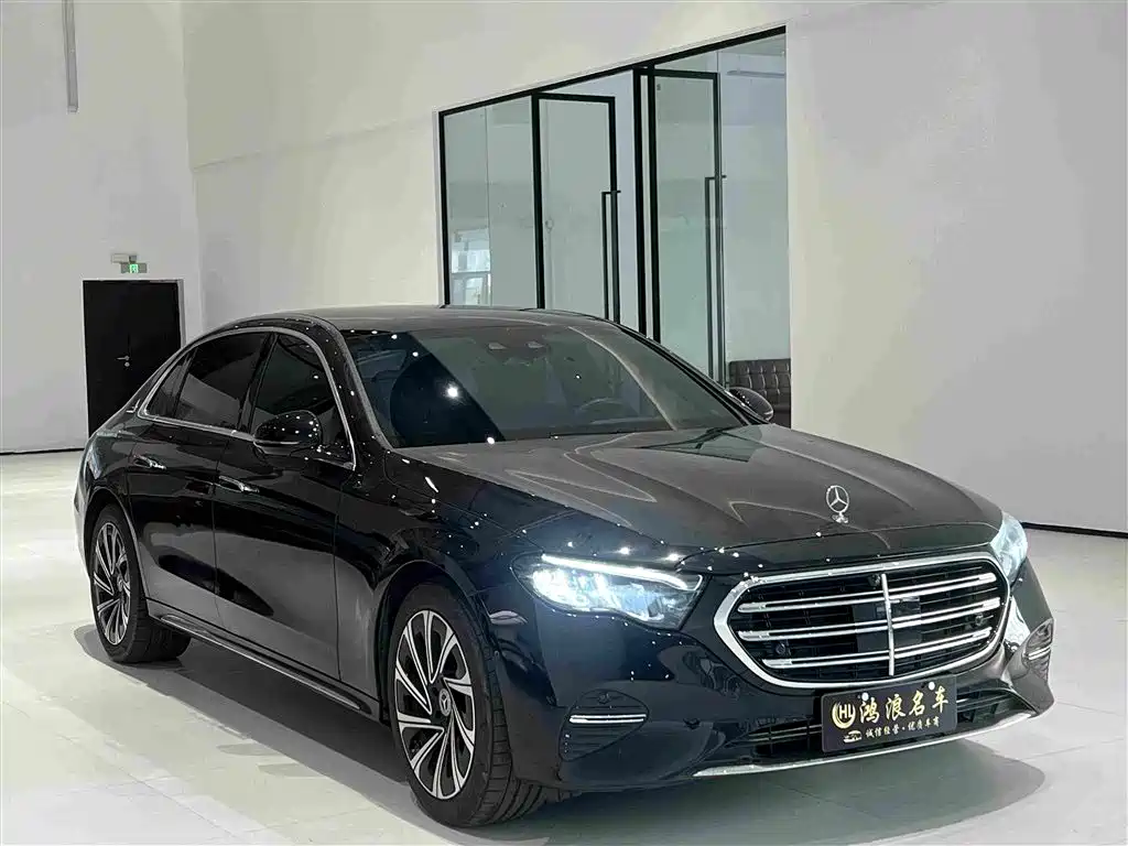 Mercedes-Benz E-Class — миниатюра 3