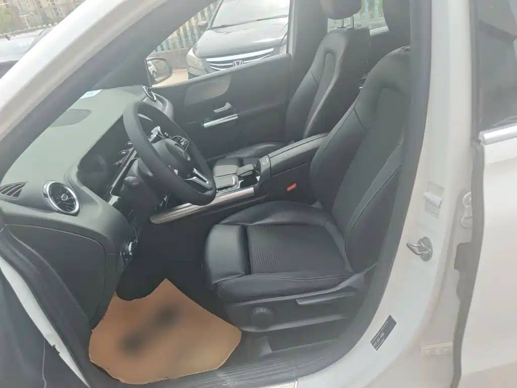 Mercedes-Benz B-Class — миниатюра 17