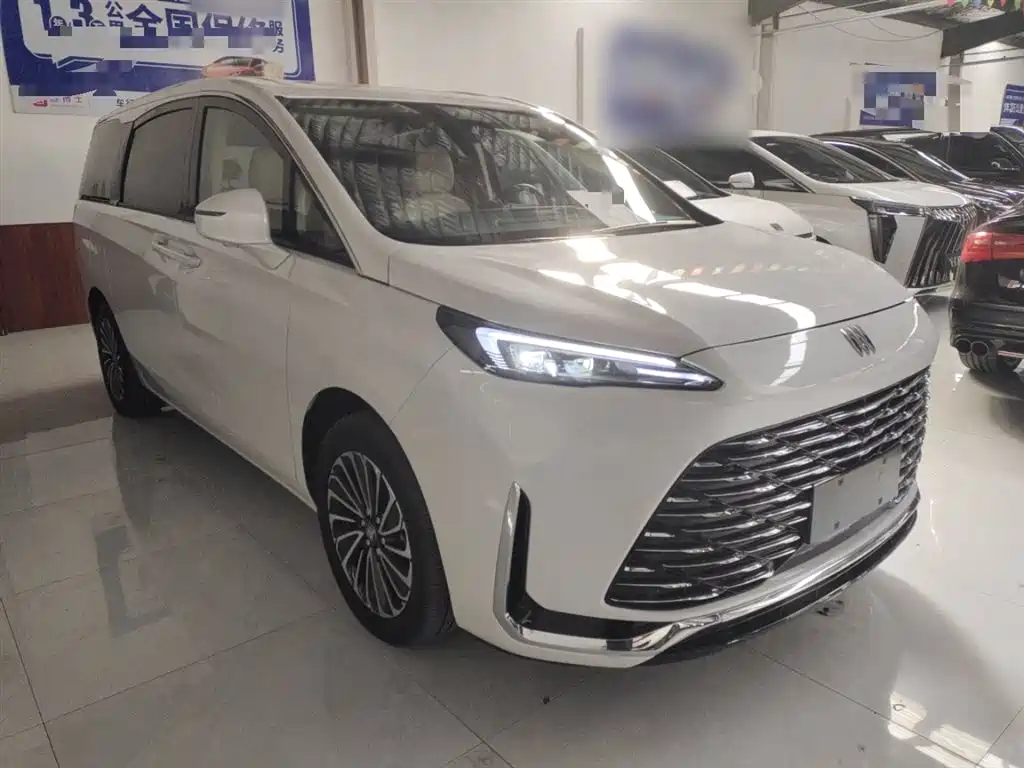 BUICK GL8 NEW ENERGY