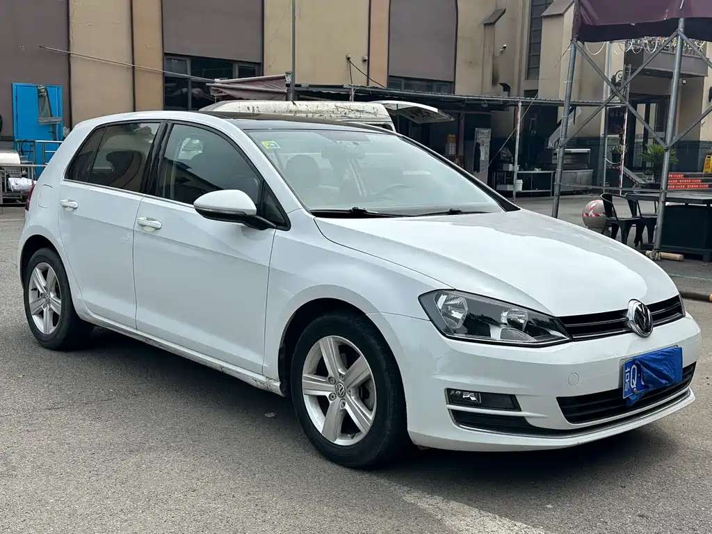Volkswagen Golf 2014 1.4TSI MT Comfort