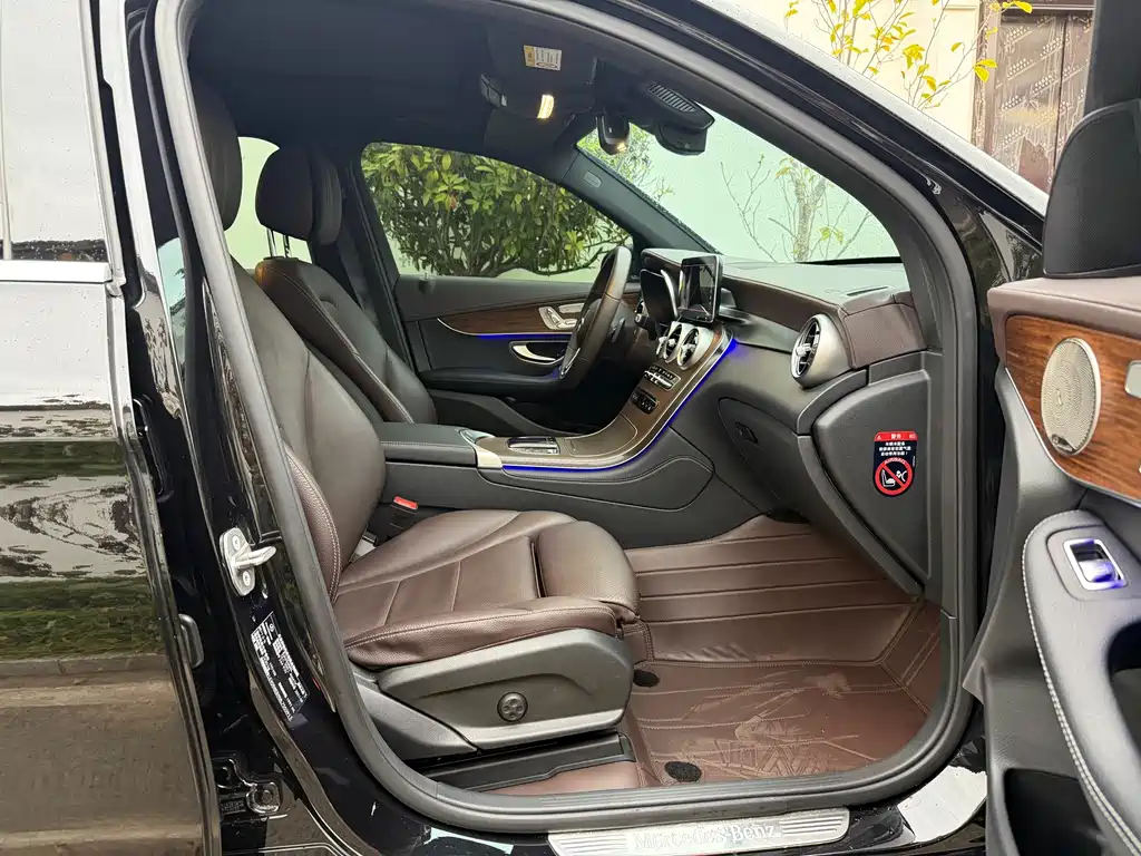 Mercedes-Benz GLC — миниатюра 10