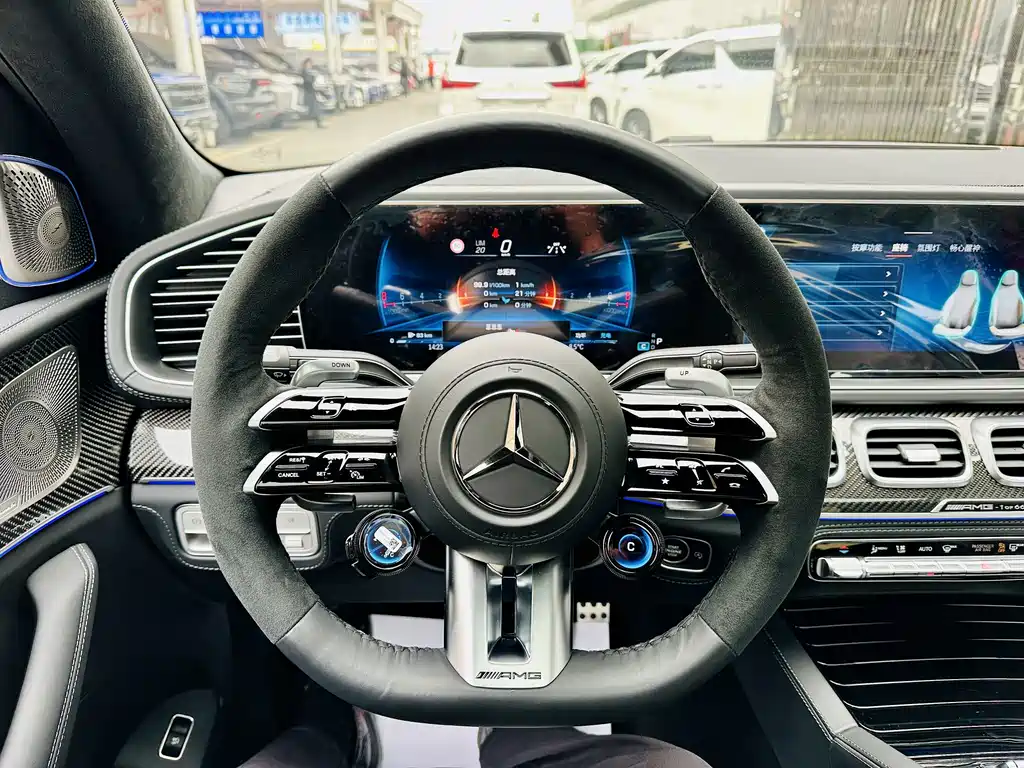 Mercedes-Benz GLS AMG — миниатюра 7