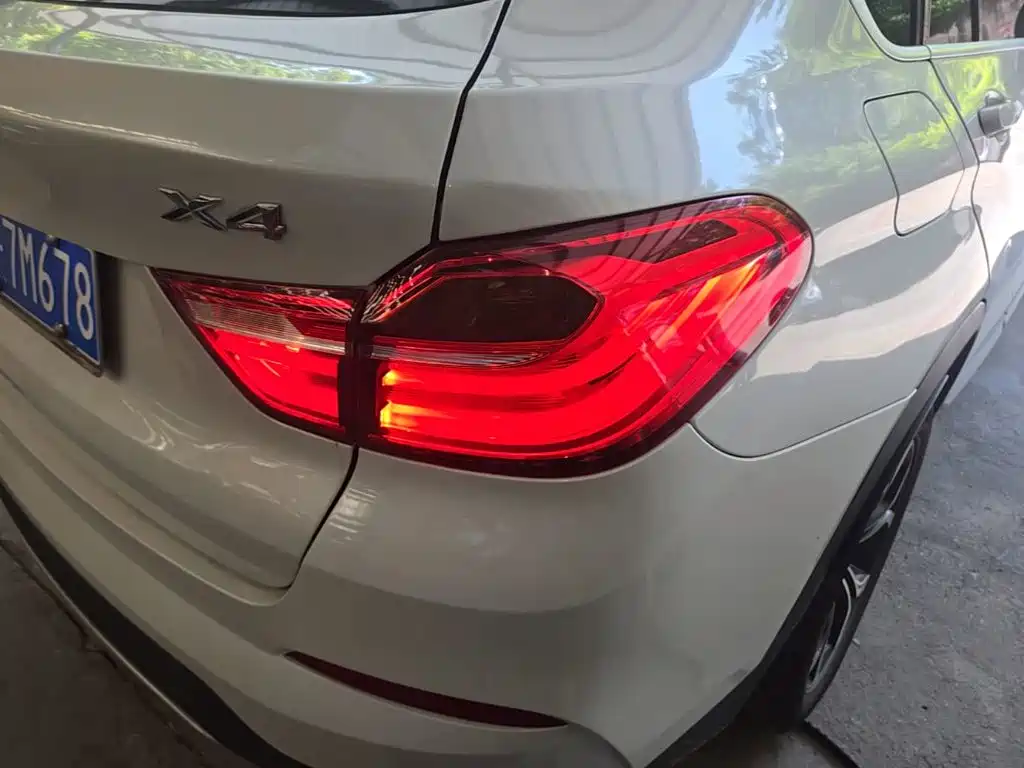 BMW X4 — миниатюра 8