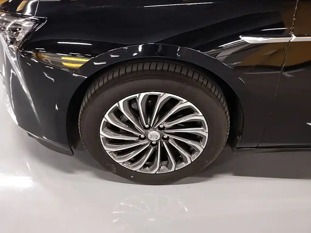 Buick LaCrosse — миниатюра 23