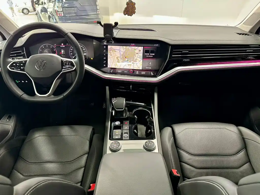 Volkswagen Touareg 2021 3.0TSI Sport