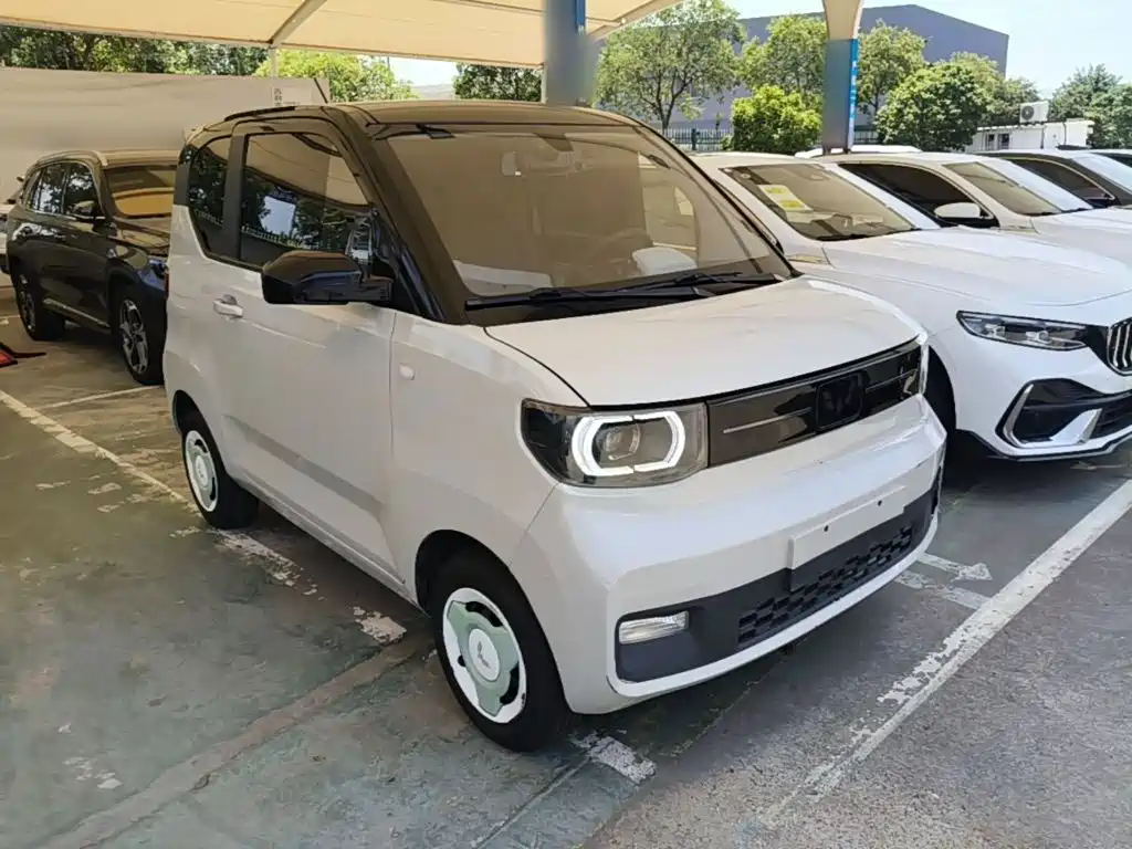 Wuling MINIEV — миниатюра 4