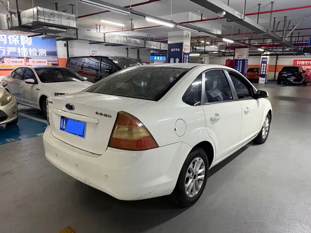 Ford Focus — миниатюра 4
