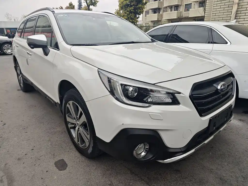 SUBARU OUTBACK