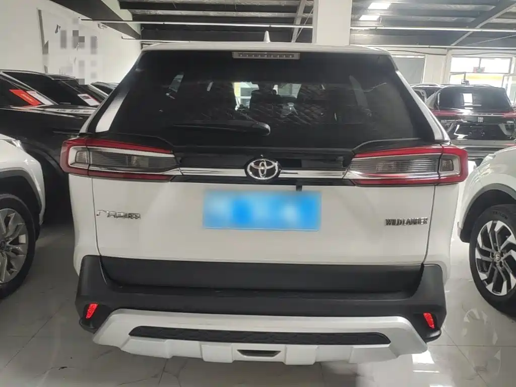 Toyota Wildlander — миниатюра 6
