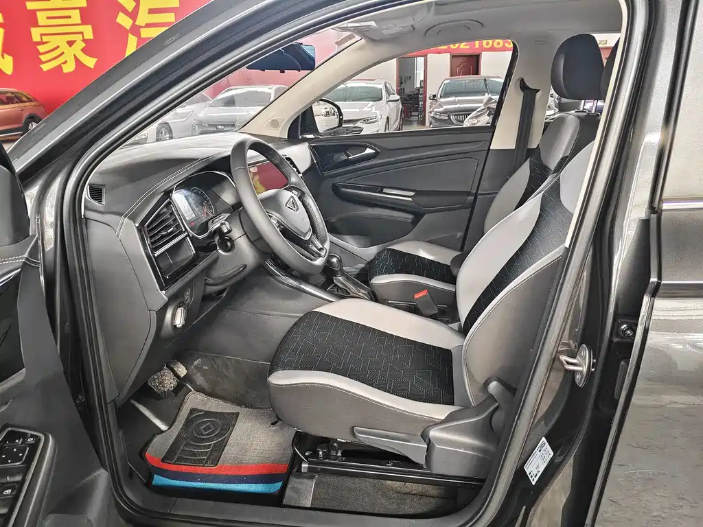 Jetta VS7 — миниатюра 4