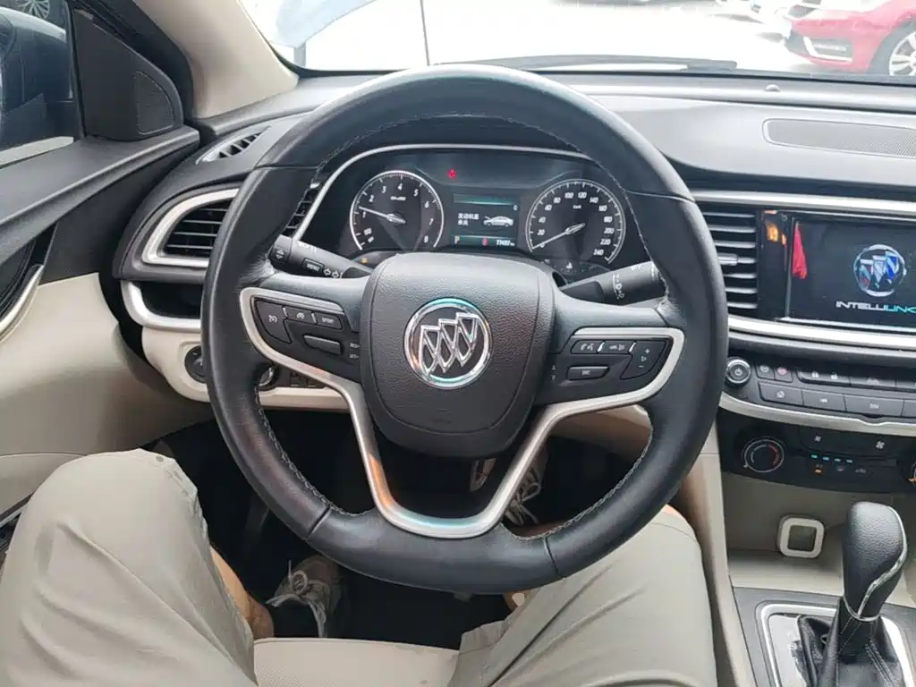 Buick Excelle — миниатюра 11