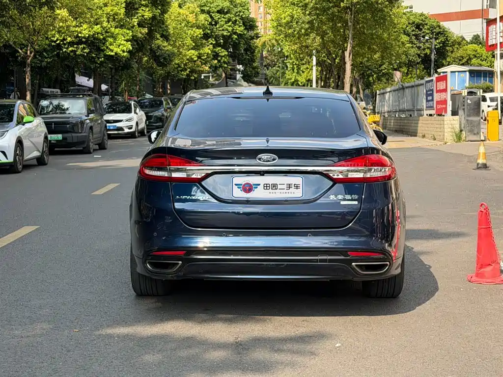 Ford Mondeo — миниатюра 5
