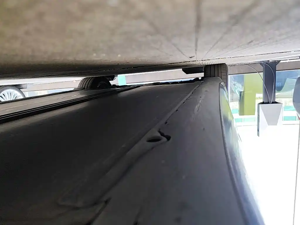 Tesla Model 3 — миниатюра 21