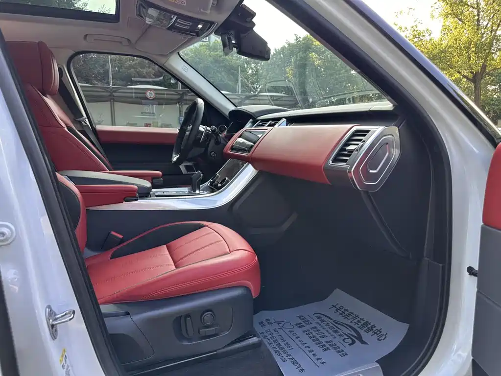 Land Rover Sport — миниатюра 5