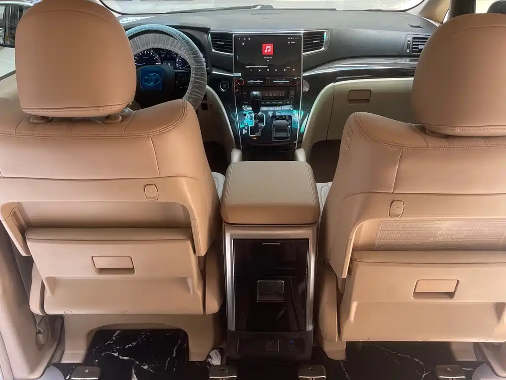 Toyota Alphard 2012 3.5L Luxury
