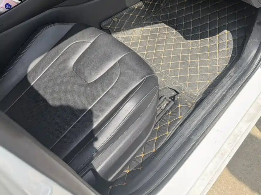 Hyundai Elantra — миниатюра 7