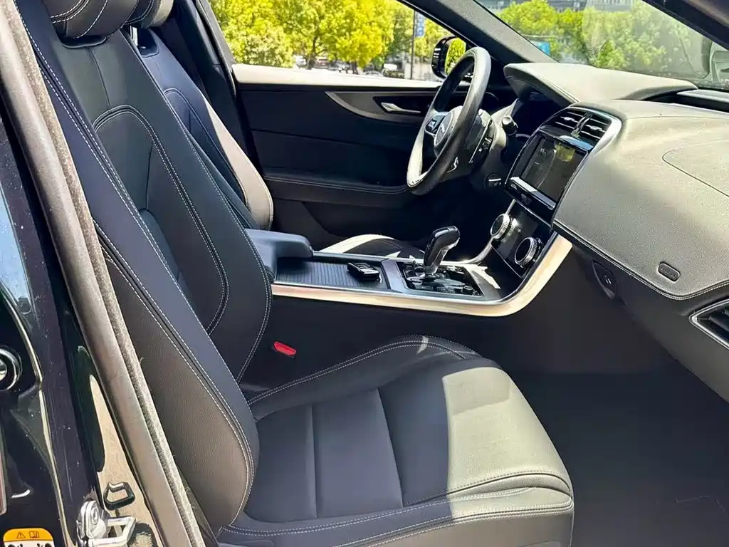Jaguar XEL — миниатюра 7