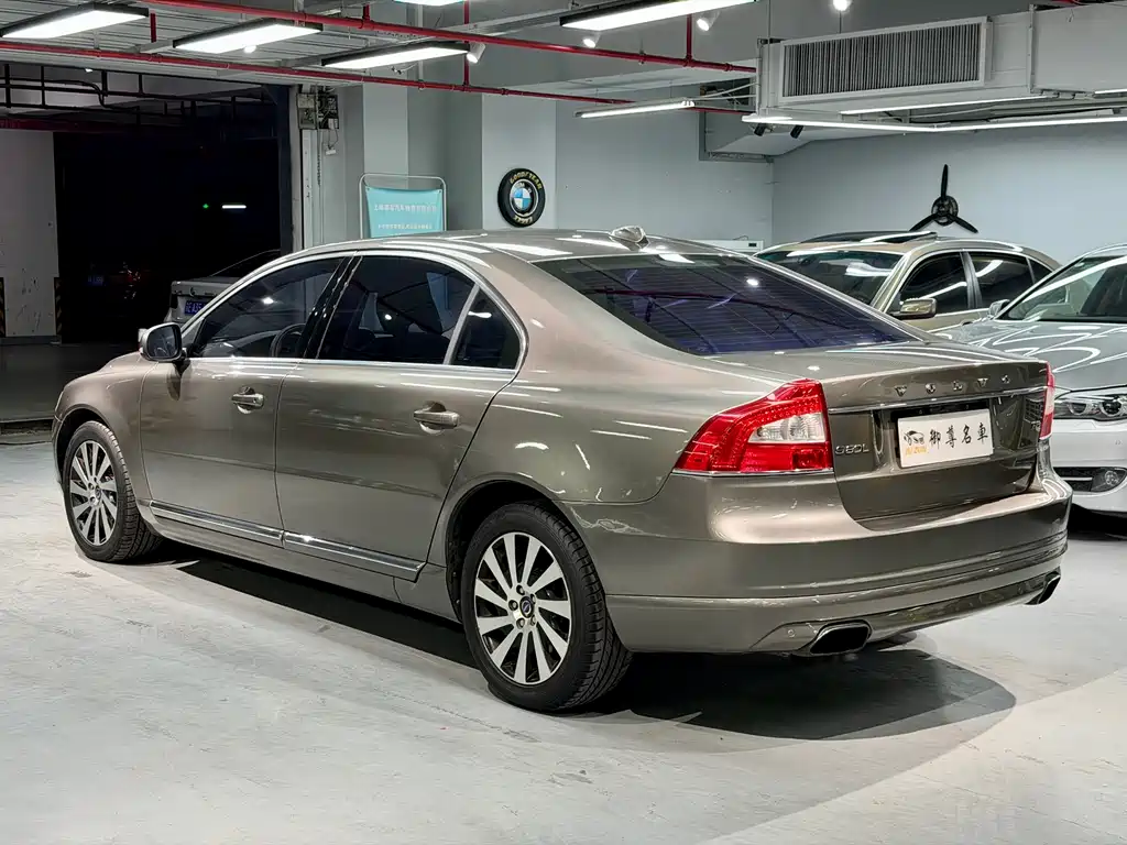 Volvo S80L 2014 2.0T T5