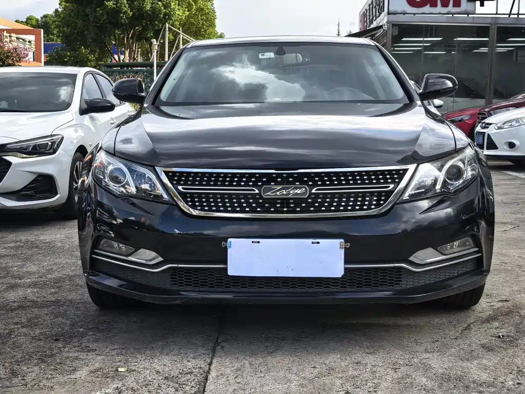 Zotye Zotye Z700 — миниатюра 2