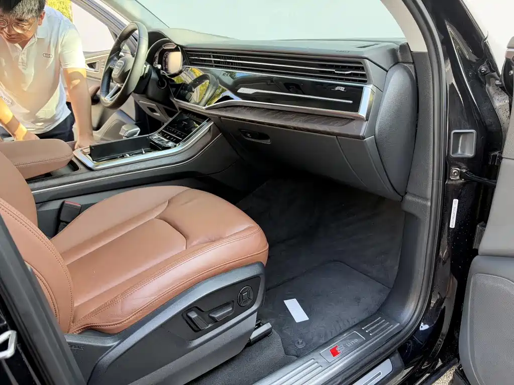 Audi Q7 — миниатюра 18
