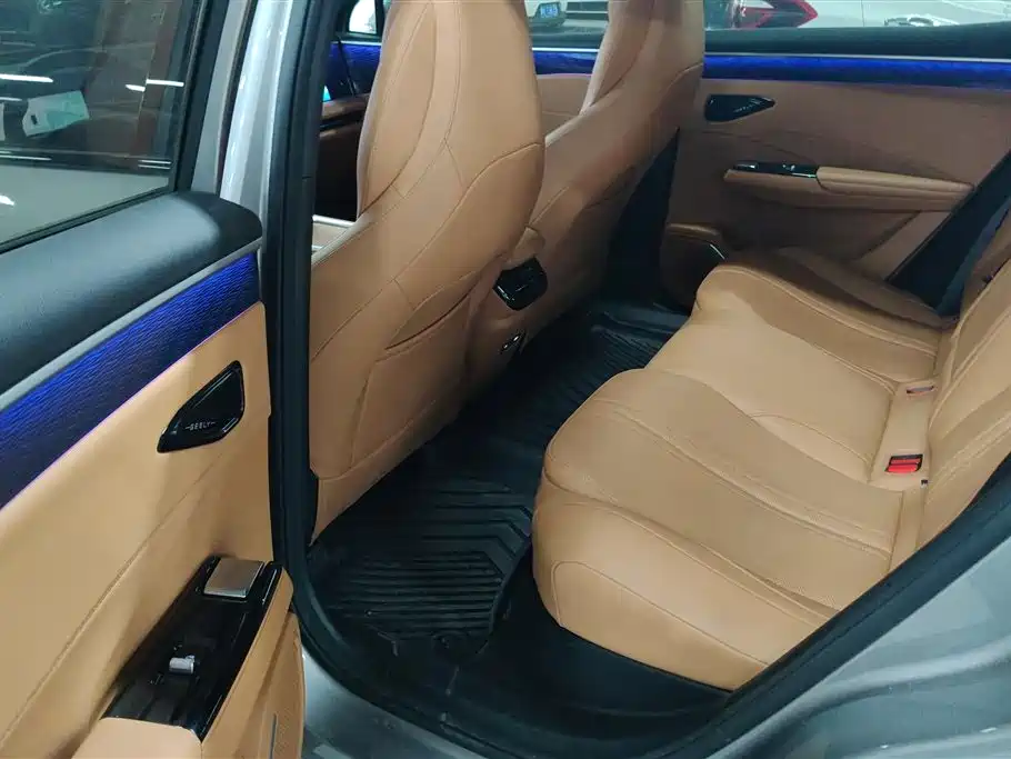 GEELY GALAXY GALAXY L7