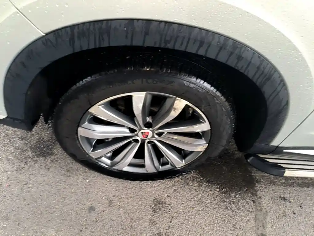 Roewe RX5 MAX — миниатюра 23