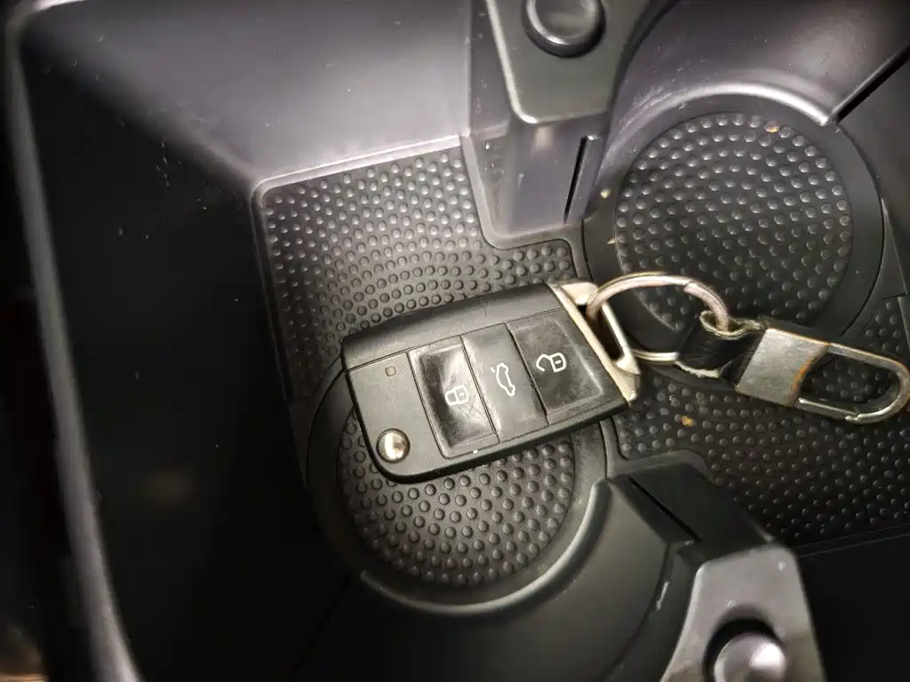 Volkswagen Sagitar — миниатюра 9