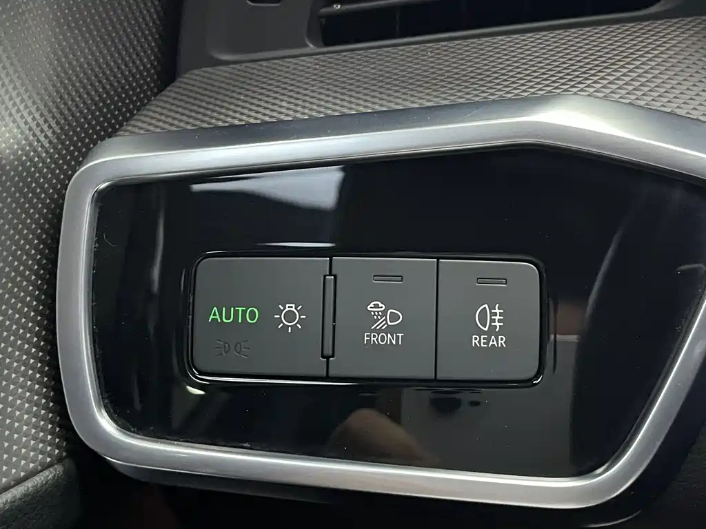 Audi A6L — миниатюра 27