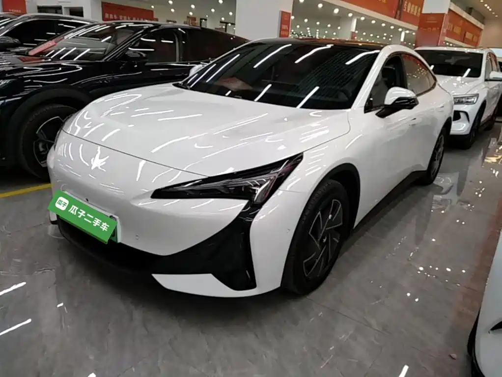 ARCFOX Alpha S5
