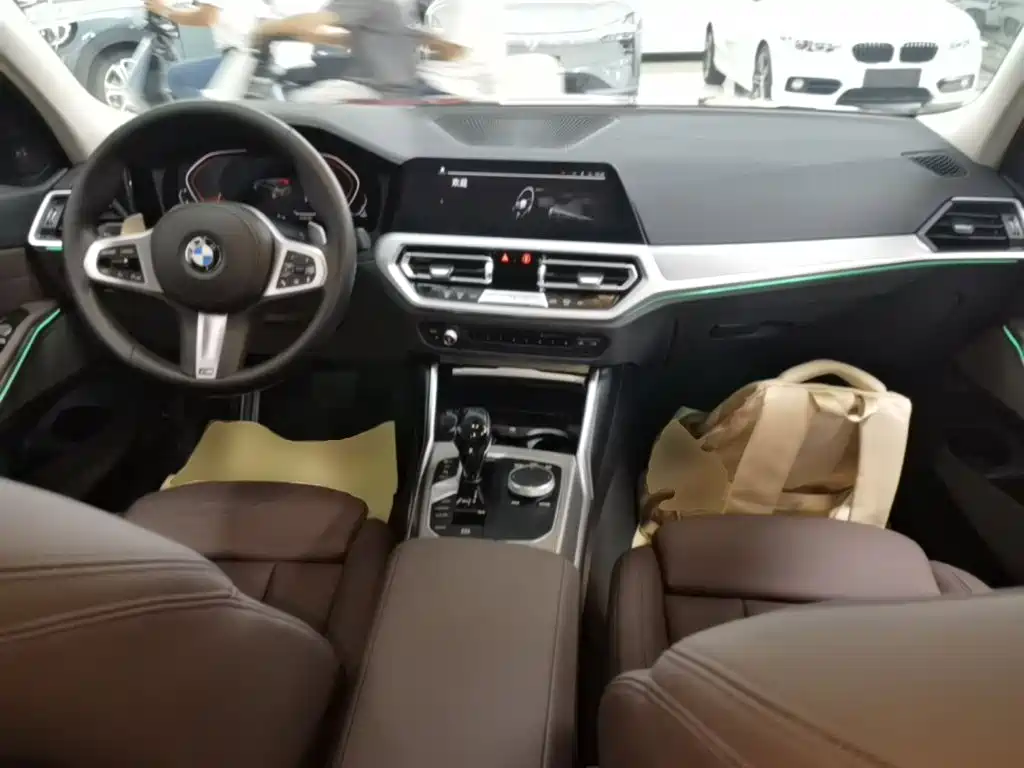 BMW 3 Series — миниатюра 10