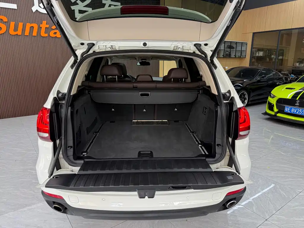 BMW X5 (Import) — миниатюра 28