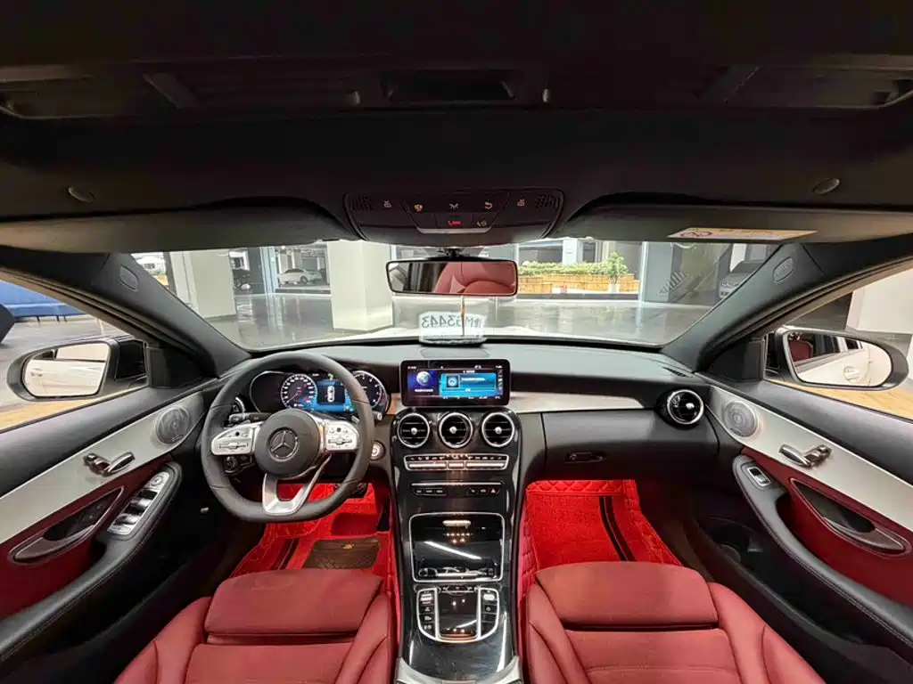 Mercedes-Benz C-Class — миниатюра 4