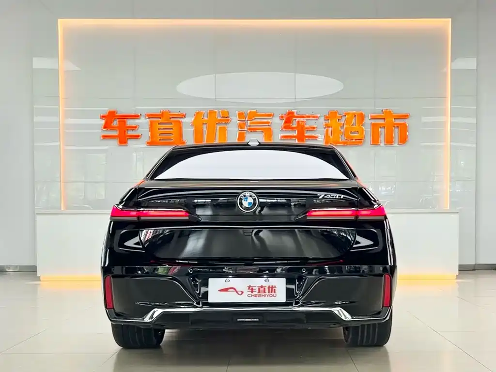 BMW 7 Series 7 2023 735Li M Sport