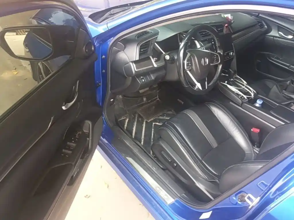 Honda Civic — миниатюра 16