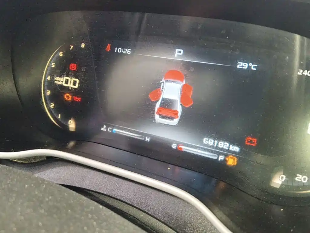 Geely Emgrand — миниатюра 12