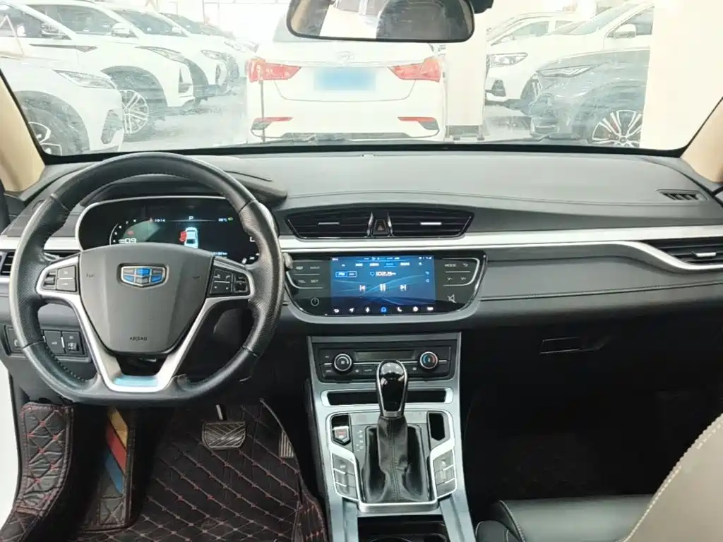 Geely Emgrand — миниатюра 10