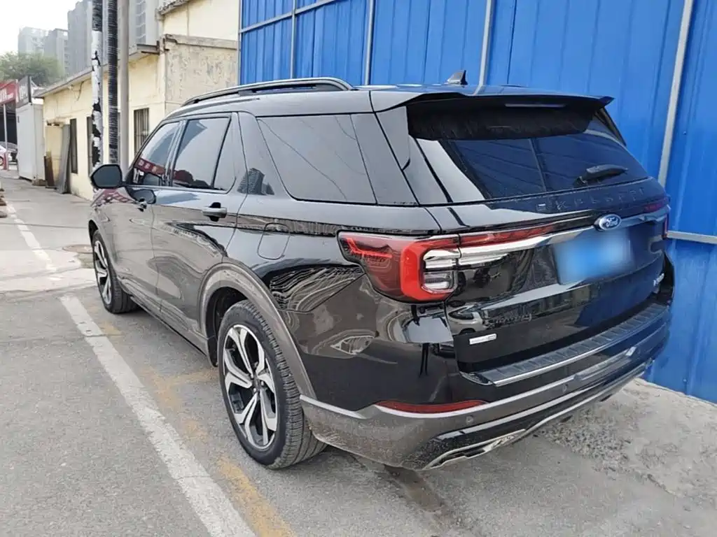 Ford Explorer — миниатюра 5