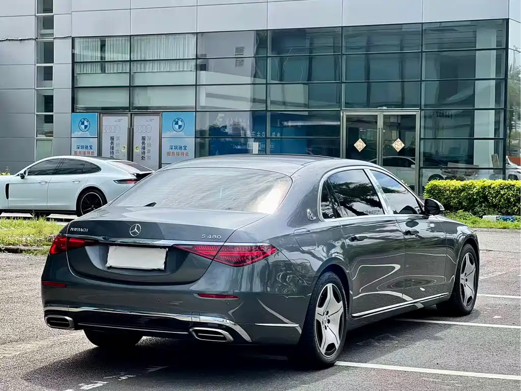 Mercedes-Benz S-Class — миниатюра 13