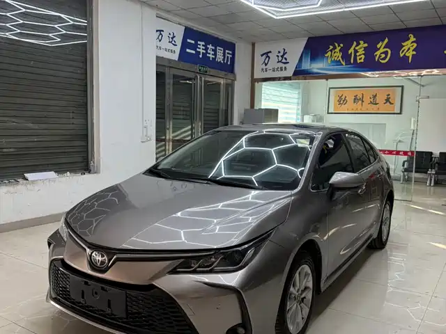 TOYOTA COROLLA