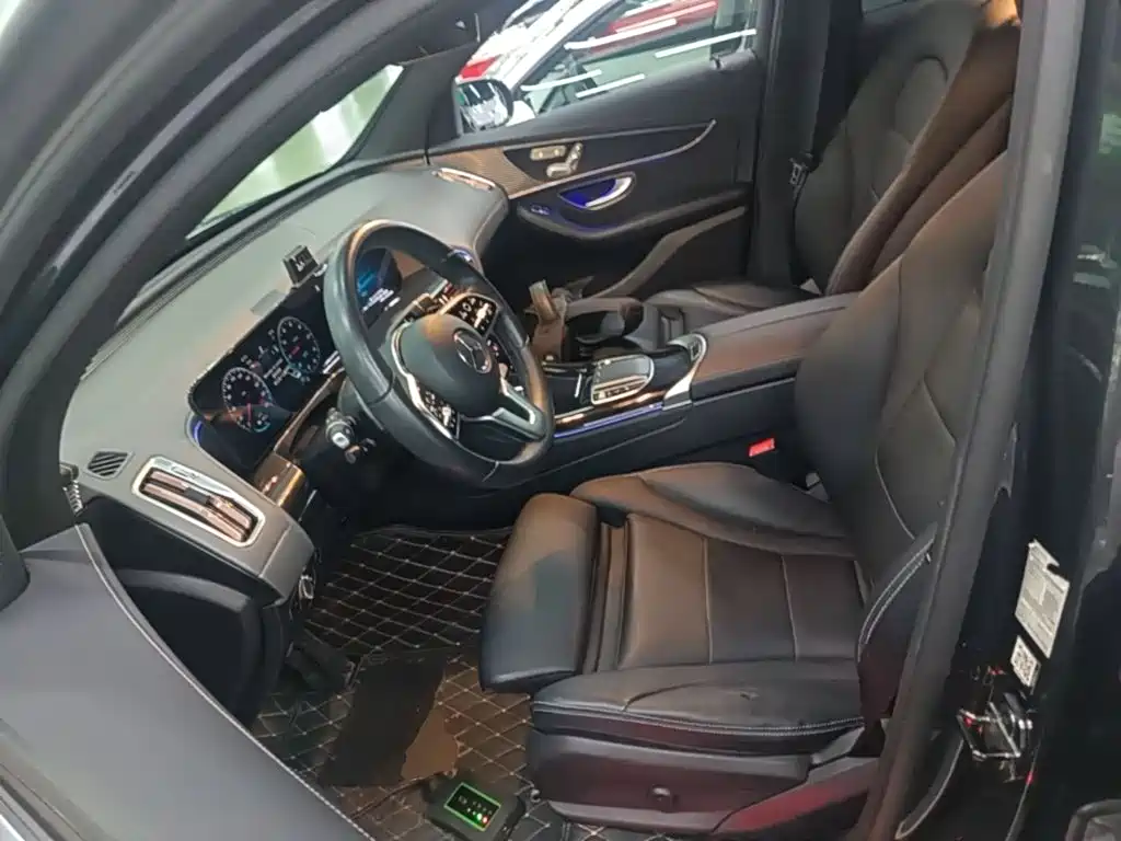 Mercedes-Benz EQC — миниатюра 15
