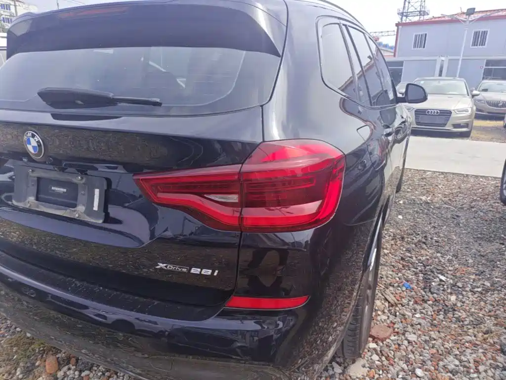 BMW X3 — миниатюра 8