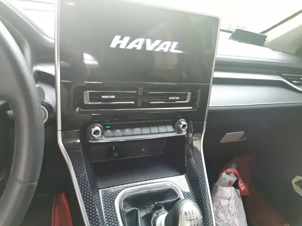 Haval M6 — миниатюра 6