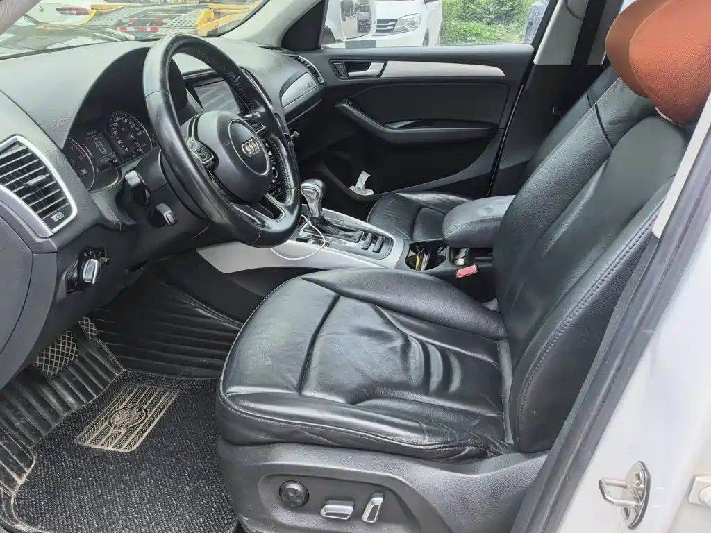 Audi Q5 2015 40 TFSI Comfort